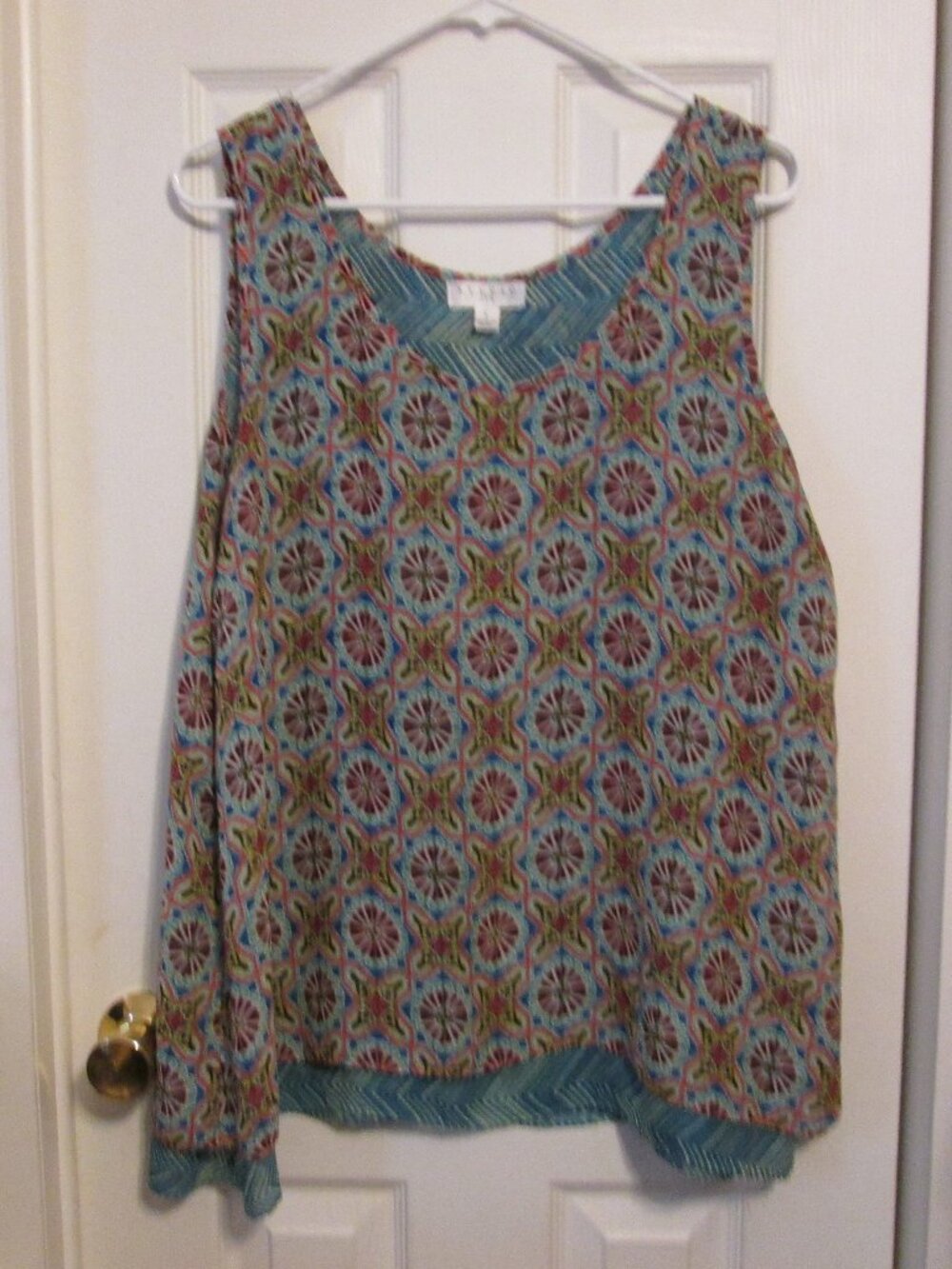 Studio JPR  Bohemian & Breezy Style Women's Sleeveless Top Size Large